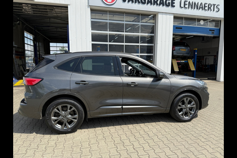 Ford Kuga 2.5 PHEV ST-Line X Trekhaak / Schuifdak (RIJKLAARPRIJS/BOVAG)