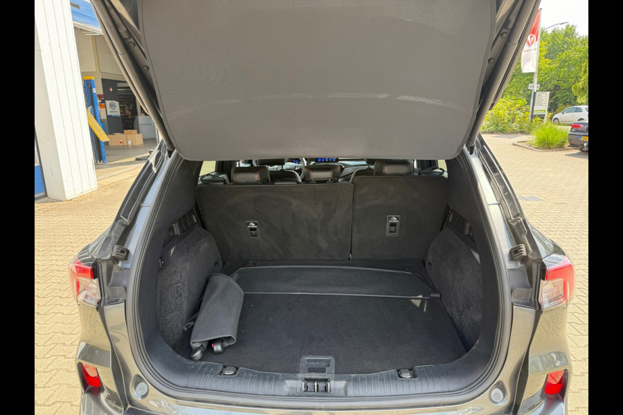 Ford Kuga 2.5 PHEV ST-Line X Trekhaak / Schuifdak (RIJKLAARPRIJS/BOVAG)
