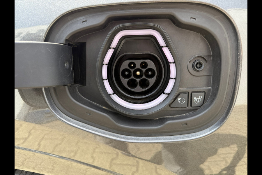 Ford Kuga 2.5 PHEV ST-Line X Trekhaak / Schuifdak (RIJKLAARPRIJS/BOVAG)
