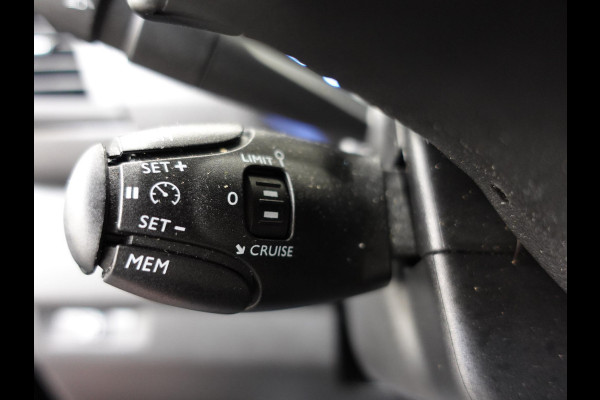 Peugeot Expert 145pk L3 Automaat Navigatie Trekhaak Carplay Cruise control Airco parkeersensoren
