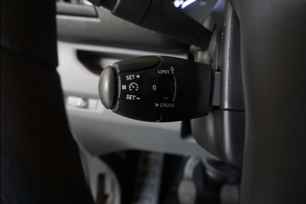 Peugeot Expert 180PK Automaat L3 Premium Dubbele Cabine Navigatie Trekhaak Parkeersensoren Apple Carplay Cruise control Airco