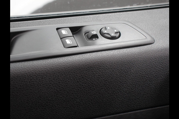 Peugeot Expert 2.0 BlueHDI 145PK L3 Automaat Airco Navigatie Trekhaak Cruise Control