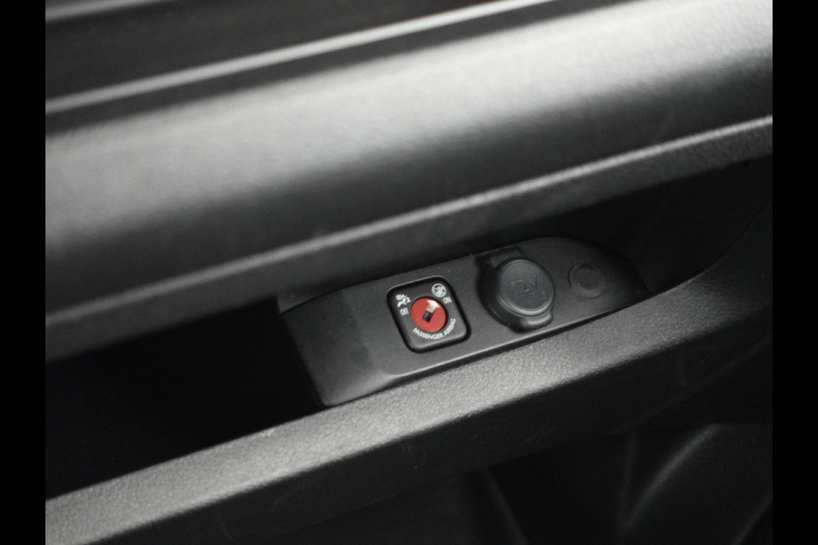 Peugeot Expert 2.0 BlueHDI 145PK L3 Airco Bluetooth Navigatie Trekhaak Side bars