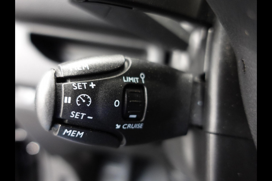 Peugeot Expert 2.0 BlueHDI 145PK L3 Automaat Airco Navigatie Cruise control Carplay Trekhaak
