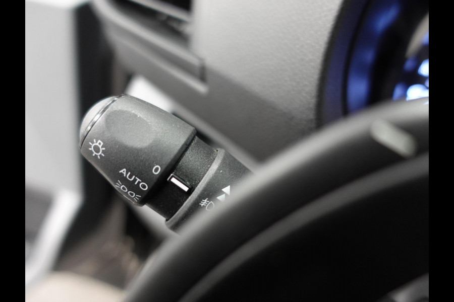 Peugeot Expert 2.0 BlueHDI 180PK Long Premium Automaat Airco Carplay Navigatie Cruise control   3-zits