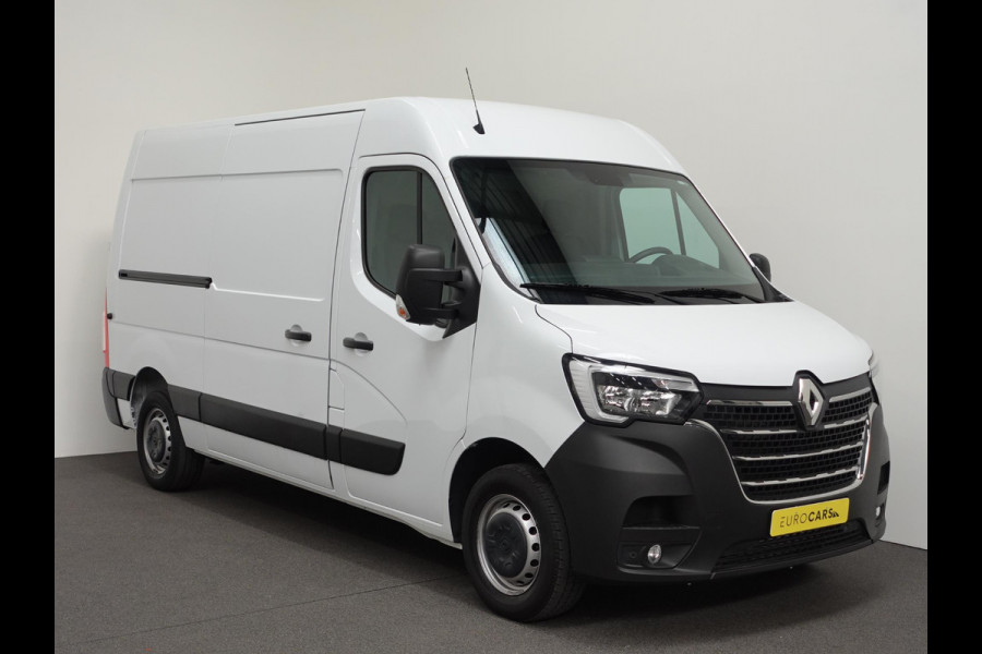 Renault Master T35 2.3 dCi 135PK L2H2 Airco Cruise Control Camera Nav PDC V+A Trekhaak 270° Deuren