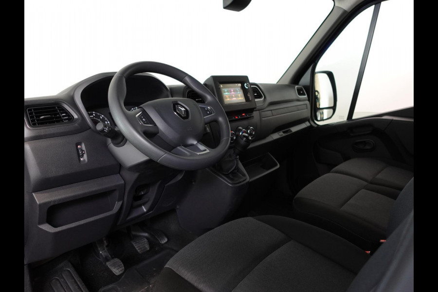 Renault Master T33 2.3 dCi 135PK L2H2 Work Edition Airco Cruise Camera Navigatie Parkeersensoren Trekhaak