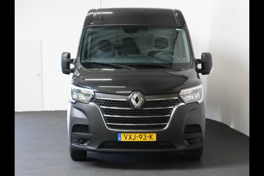 Renault Master T33 2.3 dCi 135PK L2H2 Work Edition Airco Cruise Camera Navigatie Parkeersensoren Trekhaak