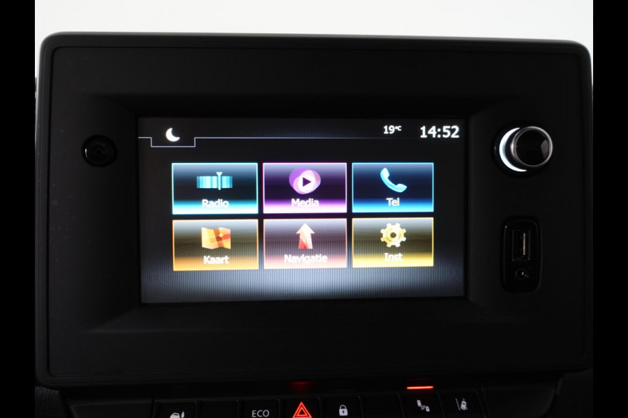 Renault Master T33 2.3 dCi 135PK L2H2 Work Edition Airco Cruise Camera Navigatie Parkeersensoren Trekhaak