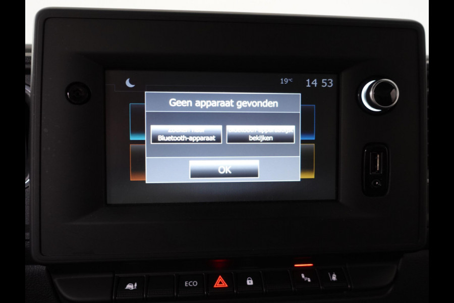 Renault Master T33 2.3 dCi 135PK L2H2 Work Edition Airco Cruise Camera Navigatie Parkeersensoren Trekhaak