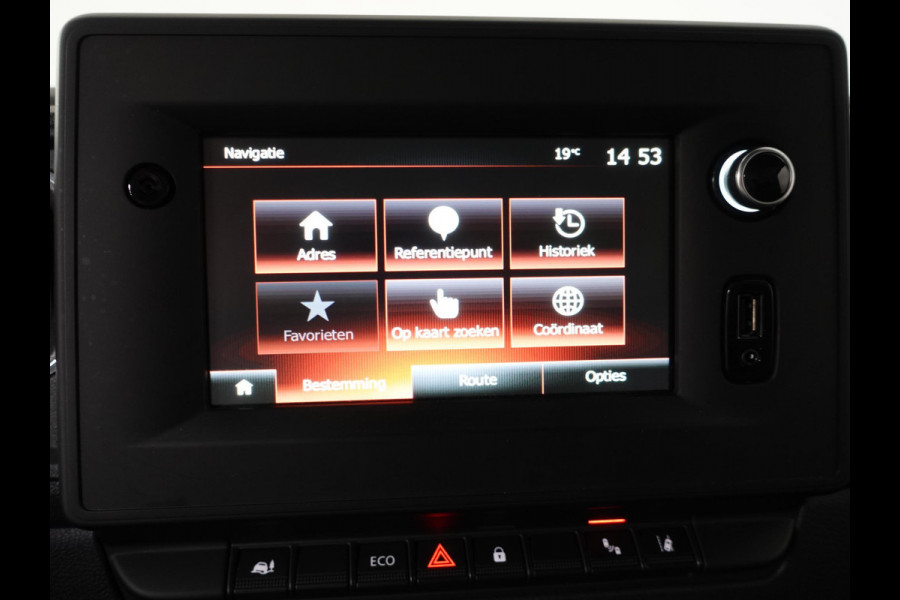 Renault Master T33 2.3 dCi 135PK L2H2 Work Edition Airco Cruise Camera Navigatie Parkeersensoren Trekhaak