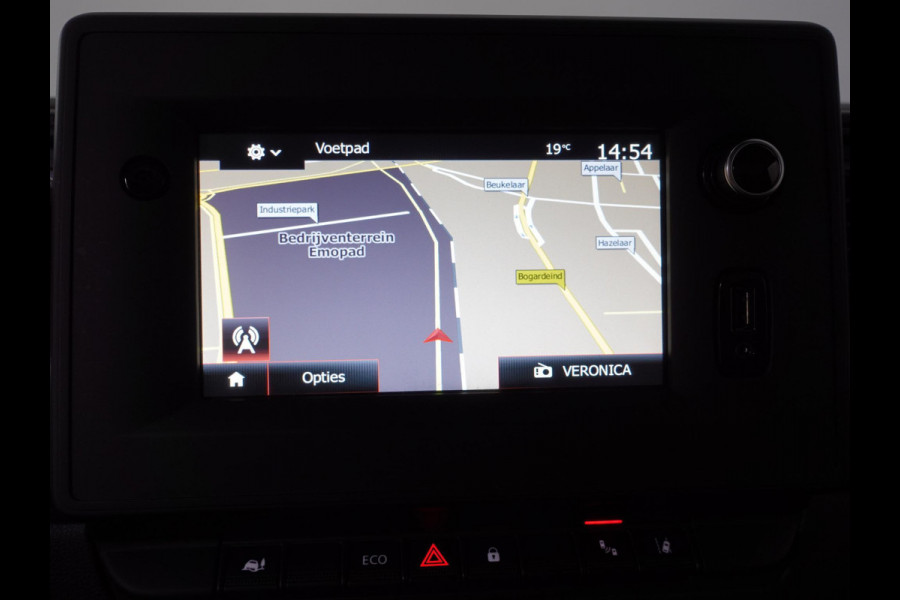 Renault Master T33 2.3 dCi 135PK L2H2 Work Edition Airco Cruise Camera Navigatie Parkeersensoren Trekhaak