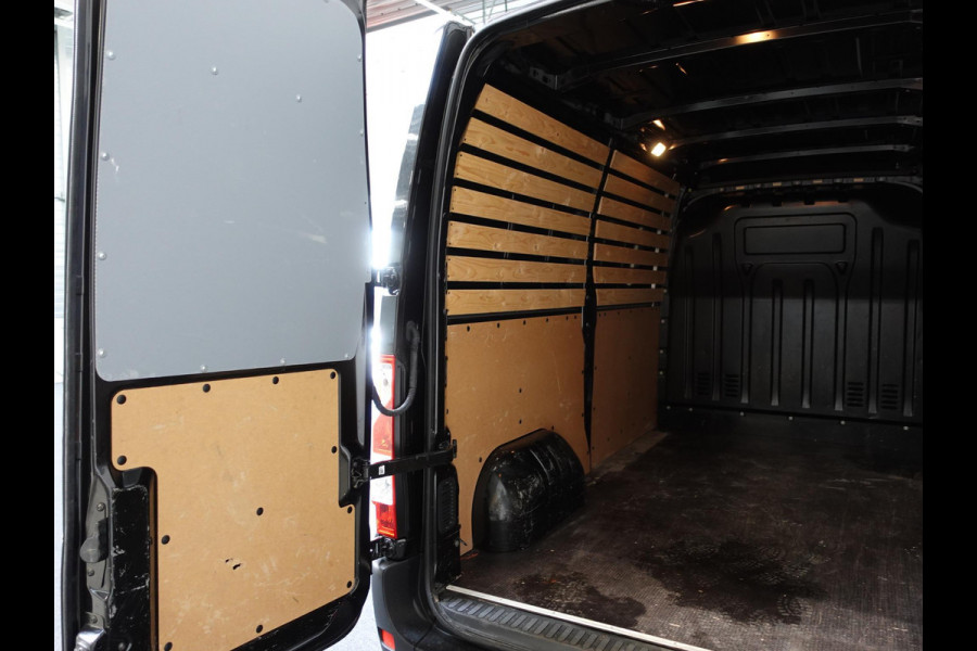 Renault Master T33 2.3 dCi 135PK L2H2 Work Edition Airco Cruise Camera Navigatie Parkeersensoren Trekhaak