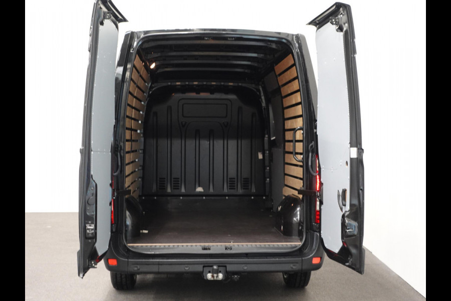 Renault Master T33 2.3 dCi 135PK L2H2 Work Edition Airco Bluetooth Cruise Control Trekhaak