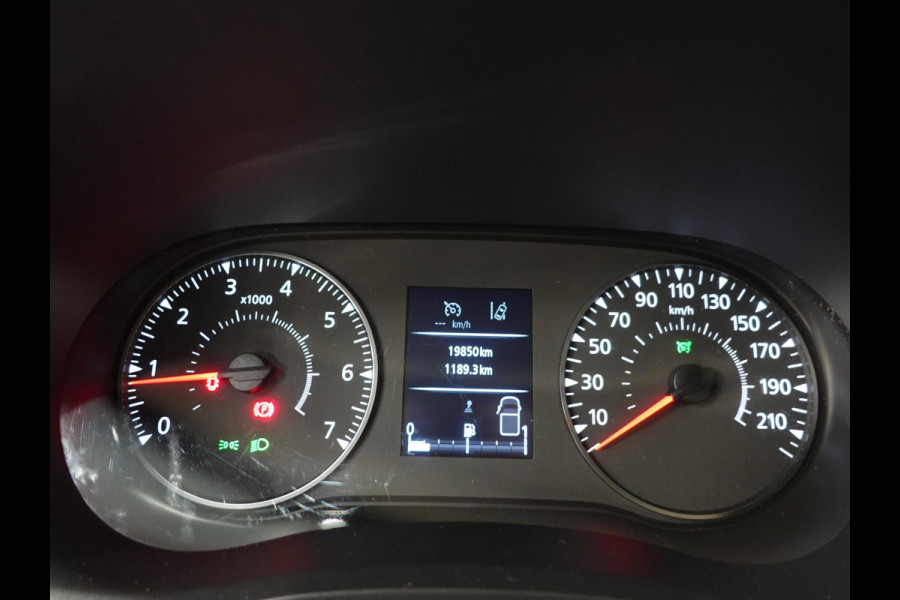 Renault Master T33 2.3 dCi 135PK L2H2 Work Edition Airco Bluetooth Cruise Control Trekhaak