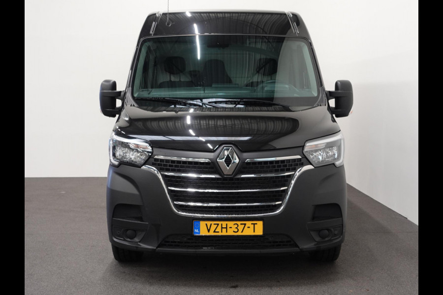 Renault Master T33 2.3 dCi 135PK L2H2 Work Edition Airco Bluetooth Cruise Control Trekhaak
