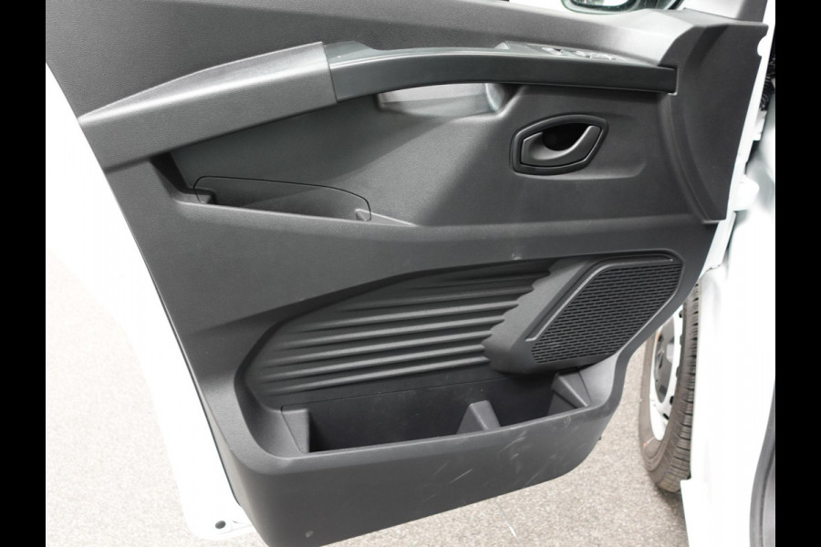 Renault Trafic 2.0 Blue dCi 150PK T30 L2H1 Advance Airco Bluetooth Camera Cruise Parkeersensoren Trekhaak