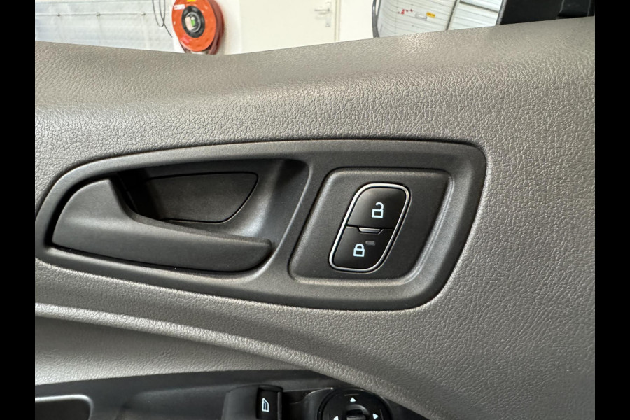 Ford Transit Connect 1.5 EcoBlue L2 Trend Automaat Navigatie Airco Parkeersensoren Cruise Control 3Zits Camera