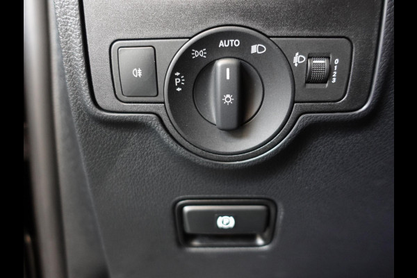 Mercedes-Benz Vito 114 CDI Lang Automaat Apple Carplay Camera Trekhaak Cruise control Airco Bluetooth