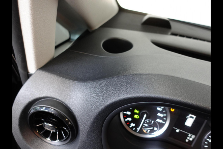 Mercedes-Benz Vito 114 CDI Lang Automaat Apple Carplay Camera Trekhaak Cruise control Airco Bluetooth