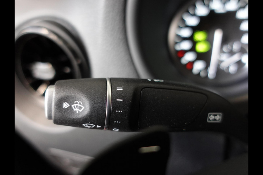 Mercedes-Benz Vito 114 CDI Lang Automaat Apple Carplay Camera Trekhaak Cruise control Airco Bluetooth
