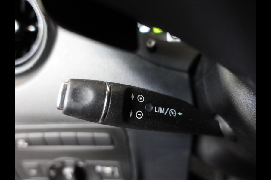 Mercedes-Benz Vito 114 CDI Lang Automaat Apple Carplay Camera Trekhaak Cruise control Airco Bluetooth