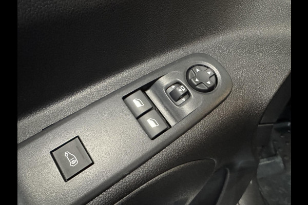 Opel Combo 1.5D L2H1 Edition Automaat Airco Bluetooth Cruise Control Navigatie Trekhaak