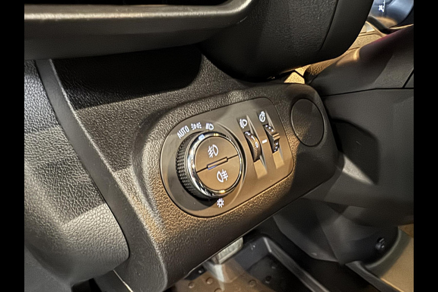 Opel Combo 1.5D L2H1 Edition Automaat Airco Bluetooth Cruise Control Navigatie Trekhaak
