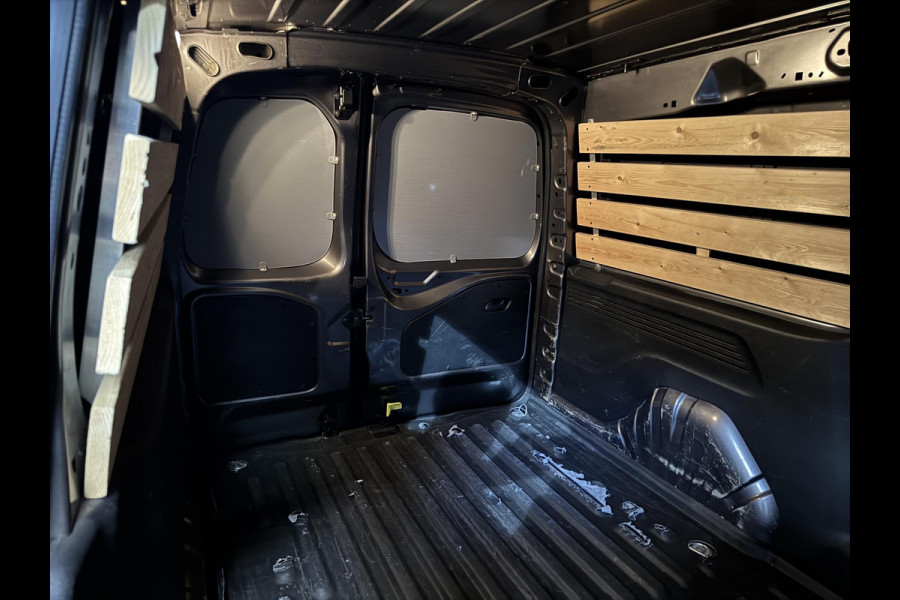 Opel Combo 1.5D L2H1 Edition Automaat Airco Bluetooth Cruise Control Navigatie Trekhaak