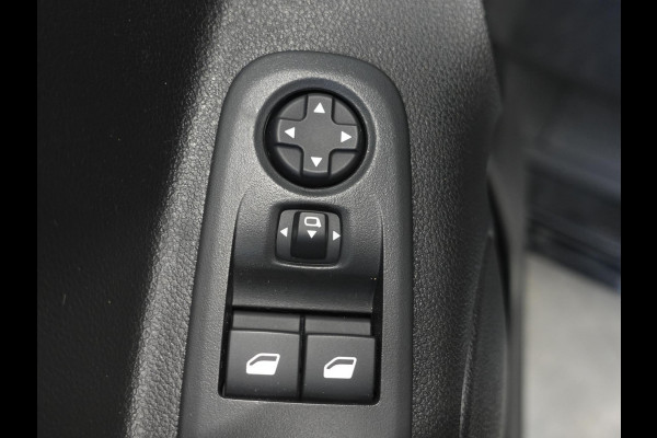 Opel Combo 1.5D L1H1 130pk Automaat Edition Airco Navigatie Apple Carplay/ Android Auto Trekhaak Betimmerd Cruise Control