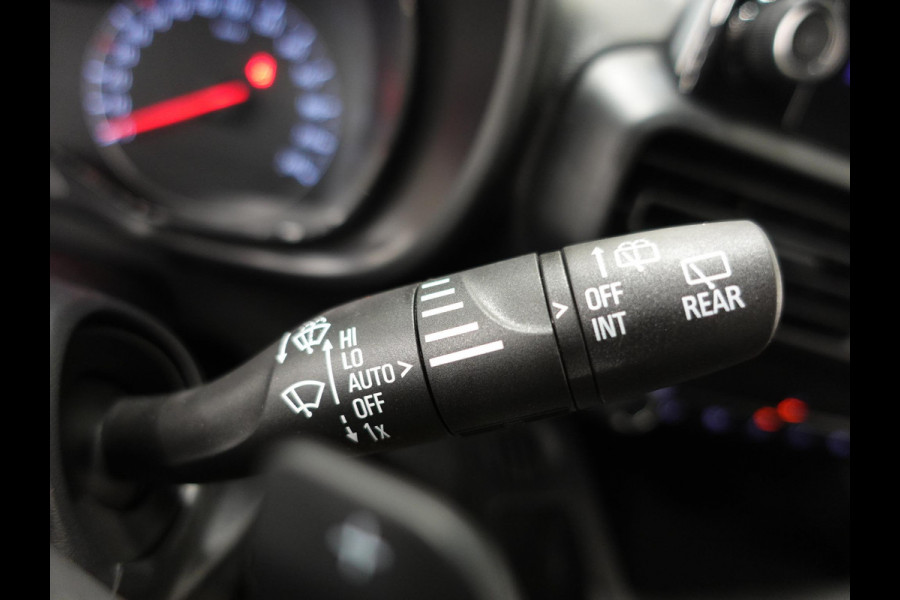 Opel Combo 1.5D L1H1 Edition Automaat Sport Edition Airco Navi Trekhaak Cruise Parkeersensoren