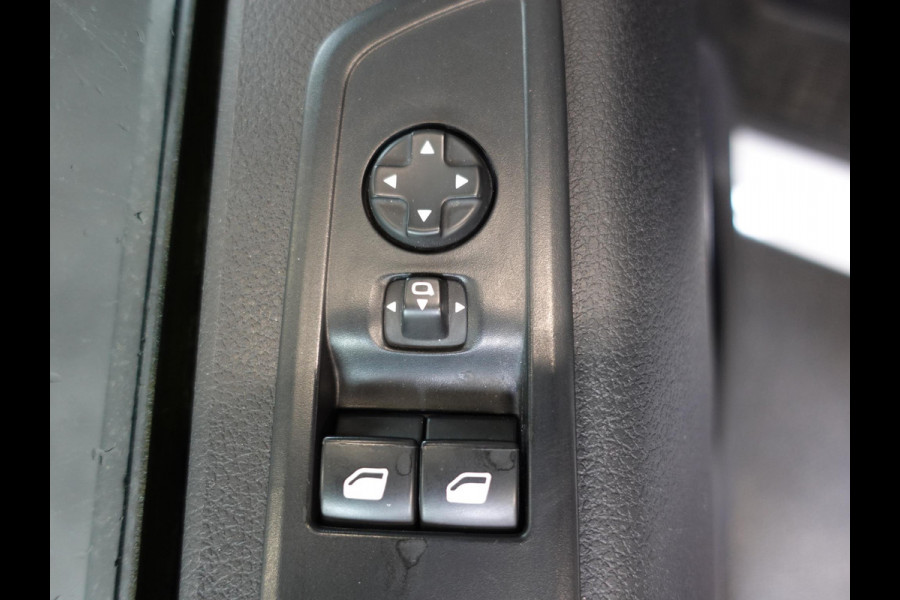 Opel Vivaro 2.0 CDTI L3H1 Dubbele Cabine Edition Navigatie Trekhaak Cruise control Airco