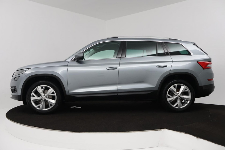 Škoda Kodiaq 1.4 TSI ACT Style Business 7p (TREKHAAK, STOELVERWARMING, CAMERA, SFEERVERLICHTING, ELEKTR STOELEN, NL-AUTO)