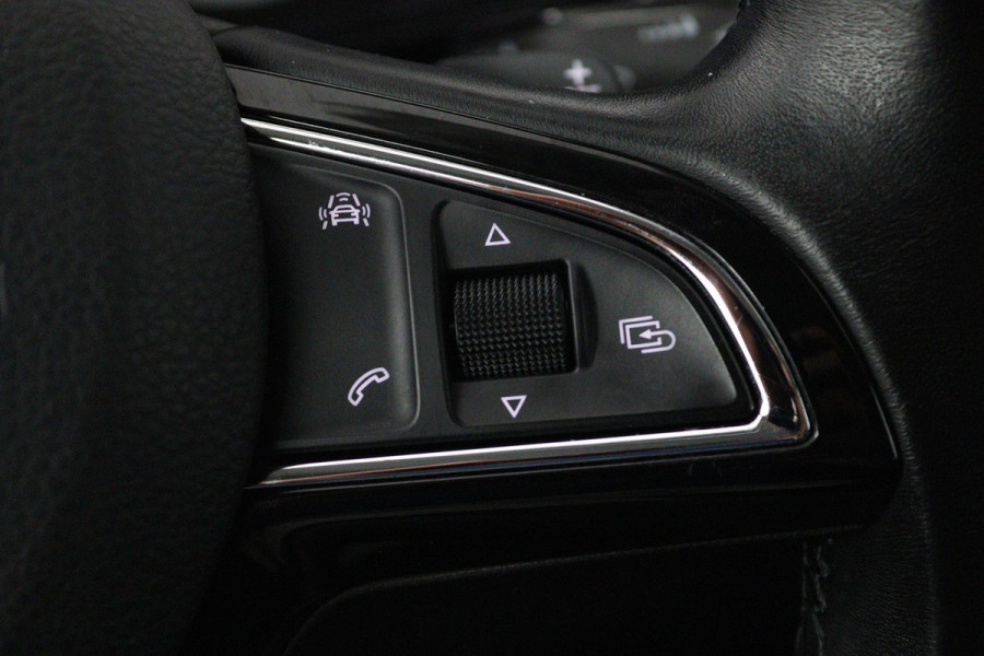 Škoda Kodiaq 1.4 TSI ACT Style Business 7p (TREKHAAK, STOELVERWARMING, CAMERA, SFEERVERLICHTING, ELEKTR STOELEN, NL-AUTO)
