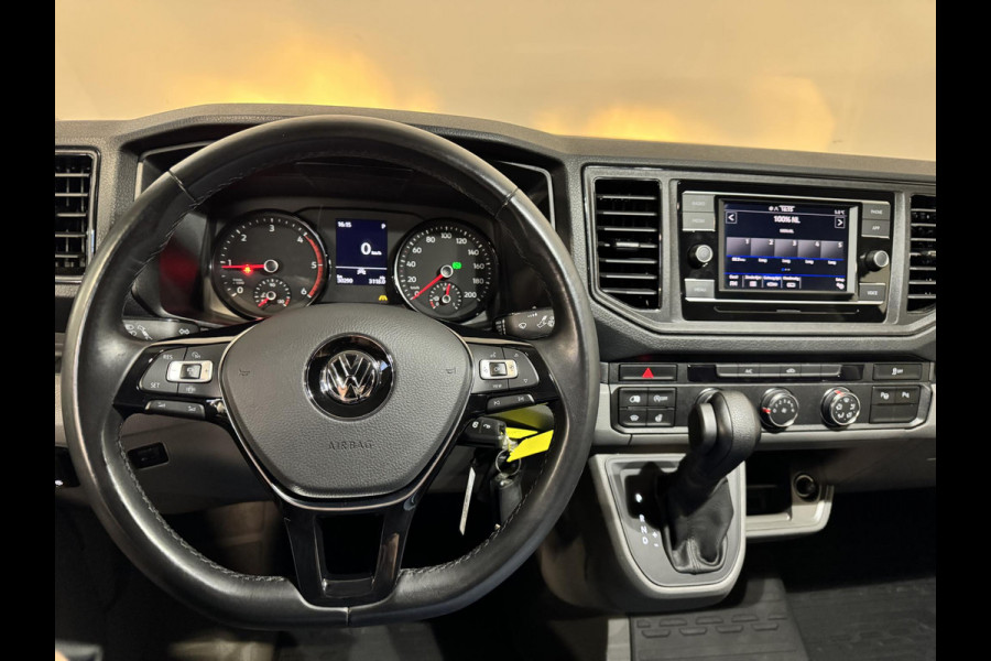 Volkswagen Crafter 2.0 TDI 177pk Automaat L3H3 / L2H2 Highline Camera Carplay Trekhaak Cruise control  Massage stoel
