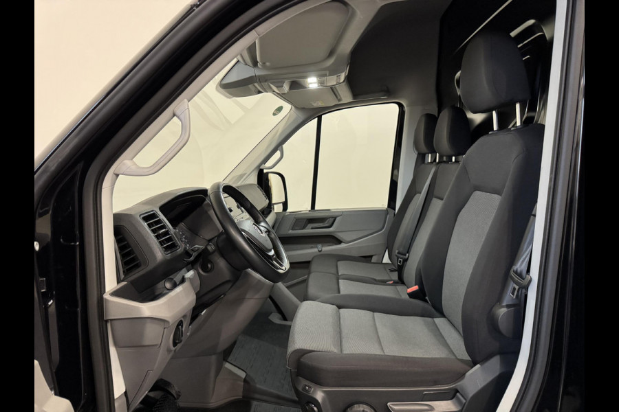 Volkswagen Crafter 2.0 TDI 177pk Automaat L3H3 / L2H2 Highline Camera Carplay Trekhaak Cruise control  Massage stoel