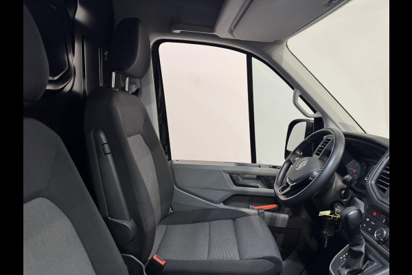 Volkswagen Crafter 2.0 TDI 177pk Automaat L3H3 / L2H2 Highline Camera Carplay Trekhaak Cruise control  Massage stoel
