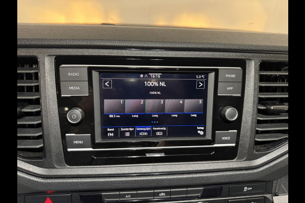 Volkswagen Crafter 2.0 TDI 177pk Automaat L3H3 / L2H2 Highline Camera Carplay Trekhaak Cruise control  Massage stoel