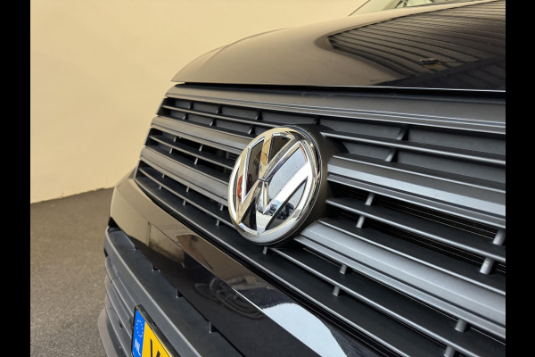 Volkswagen Crafter 2.0 TDI 177pk Automaat L3H3 / L2H2 Highline Camera Carplay Trekhaak Cruise control  Massage stoel