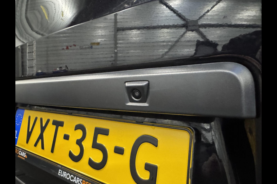 Volkswagen Crafter 2.0 TDI 177pk Automaat L3H3 / L2H2 Highline Camera Carplay Trekhaak Cruise control  Massage stoel