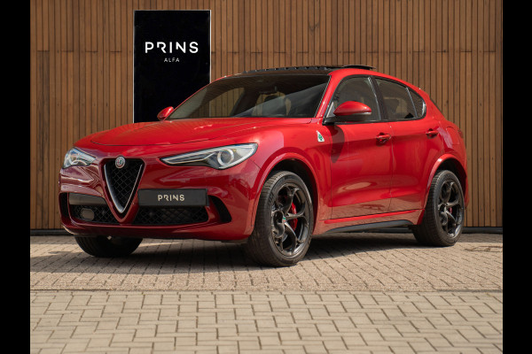 Alfa Romeo Stelvio 2.9 V6 AWD Quadrifoglio | Panoramadak | Rosso Competizione | Lederen dashboard