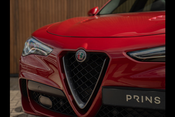 Alfa Romeo Stelvio 2.9 V6 AWD Quadrifoglio | Panoramadak | Rosso Competizione | Lederen dashboard