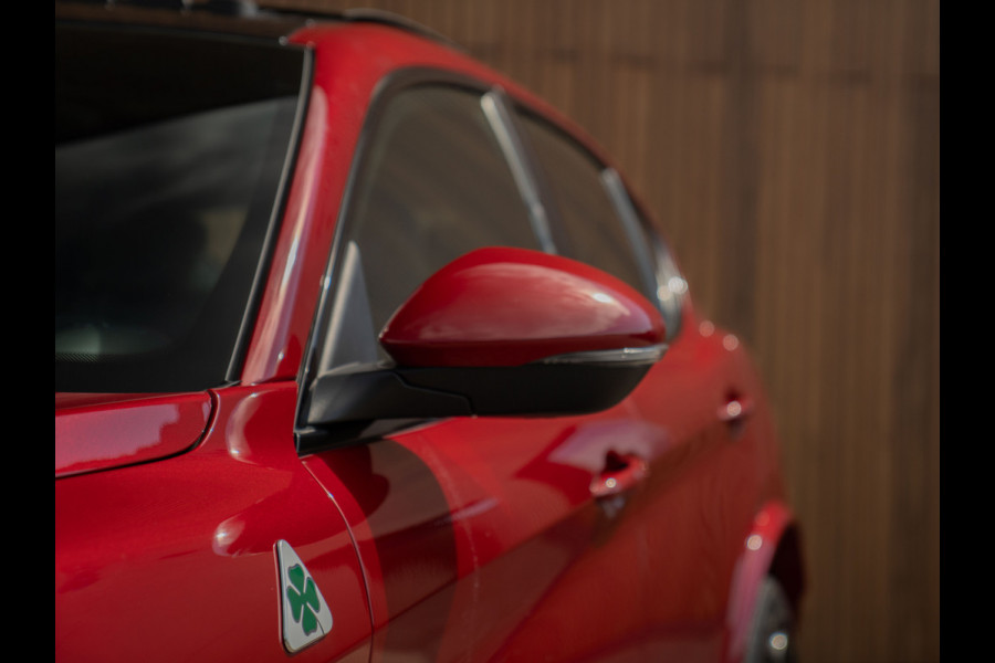 Alfa Romeo Stelvio 2.9 V6 AWD Quadrifoglio | Panoramadak | Rosso Competizione | Lederen dashboard