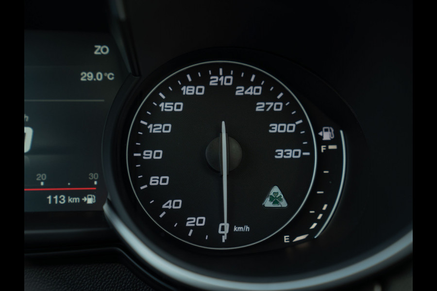 Alfa Romeo Stelvio 2.9 V6 AWD Quadrifoglio | Panoramadak | Rosso Competizione | Lederen dashboard
