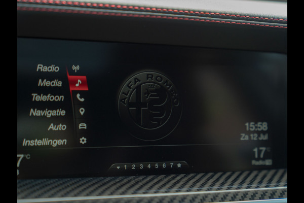 Alfa Romeo Stelvio 2.9 V6 AWD Quadrifoglio | Panoramadak | Rosso Competizione | Lederen dashboard