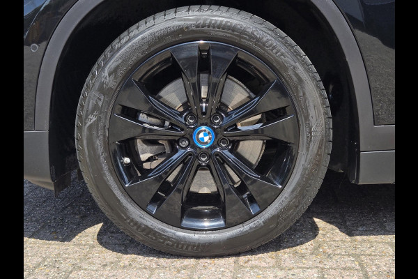 BMW X1 xDrive25e Sport Line | SPORTSTOELEN | LEDER | 18 INCH VELGEN |