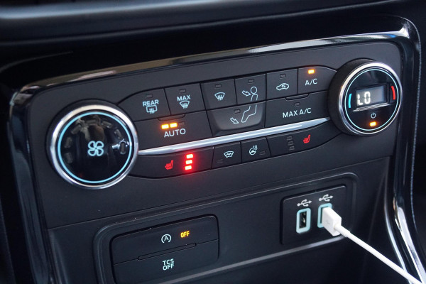 Ford EcoSport 1.0 EcoBoost ST-Line Black + APPLE CARPLAY / KEYLESS / SENSOREN / VOORRUITVERWARMING