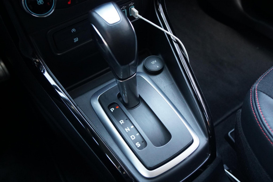Ford EcoSport 1.0 EcoBoost ST-Line Black + APPLE CARPLAY / KEYLESS / SENSOREN / VOORRUITVERWARMING