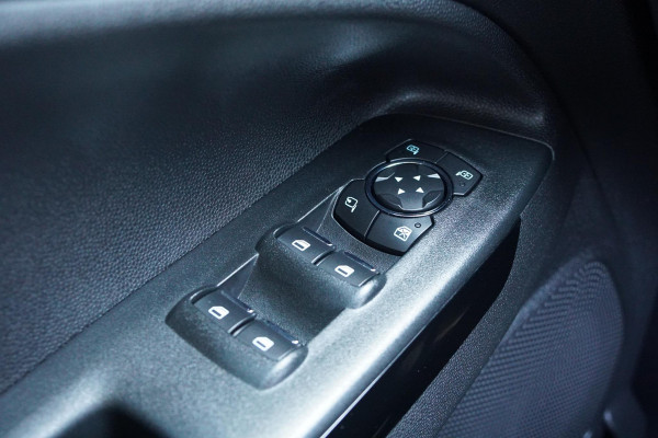 Ford EcoSport 1.0 EcoBoost ST-Line Black + APPLE CARPLAY / KEYLESS / SENSOREN / VOORRUITVERWARMING