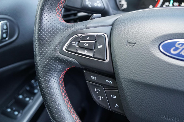 Ford EcoSport 1.0 EcoBoost ST-Line Black + APPLE CARPLAY / KEYLESS / SENSOREN / VOORRUITVERWARMING